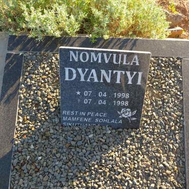 DYANTYI Nomvula 1998-1998