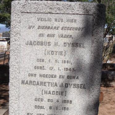 DYSSEL Jacobus H. 1881-1945 &amp; Margaretha J 1898-198?