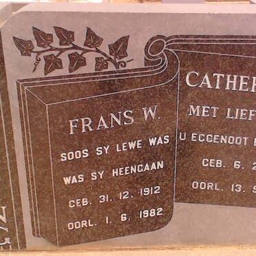 GRUNDLING Frans W. 1912-1982 &amp; Catherina M. 1911-1972