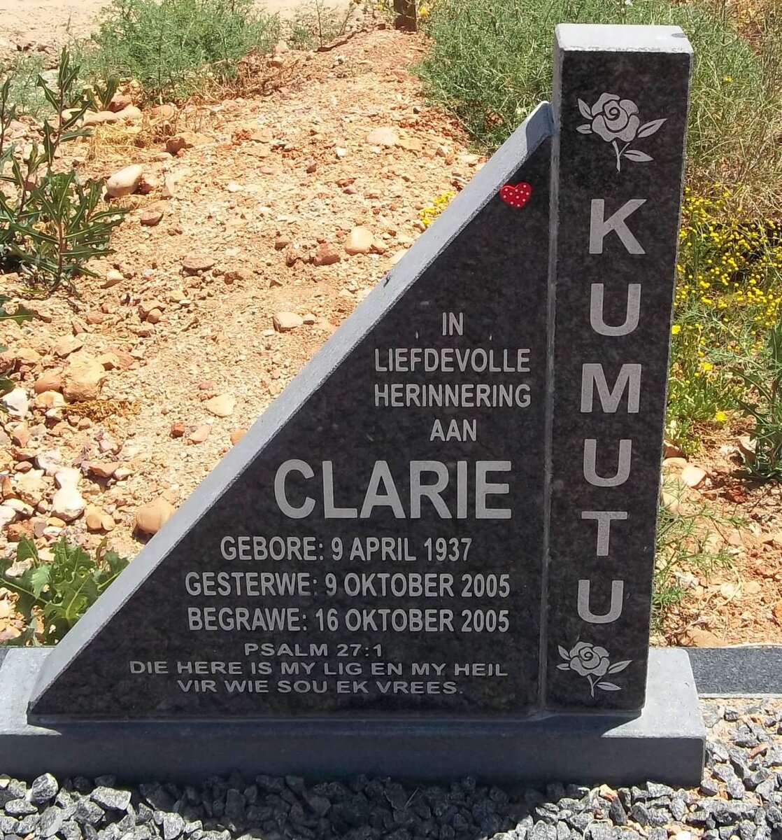 KUMUTU Clarie 1937-2005