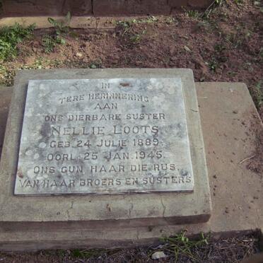 LOOTS Nellie 1889-1945