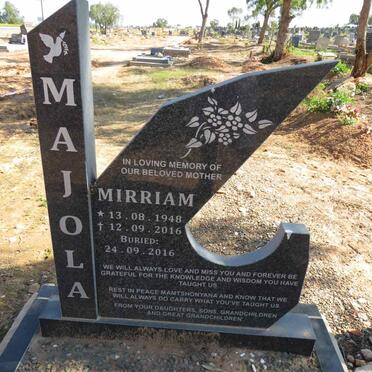 MAJOLA Mirriam 1948-2016
