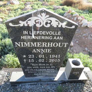 NIMMERHOUT Annie 1941-2015