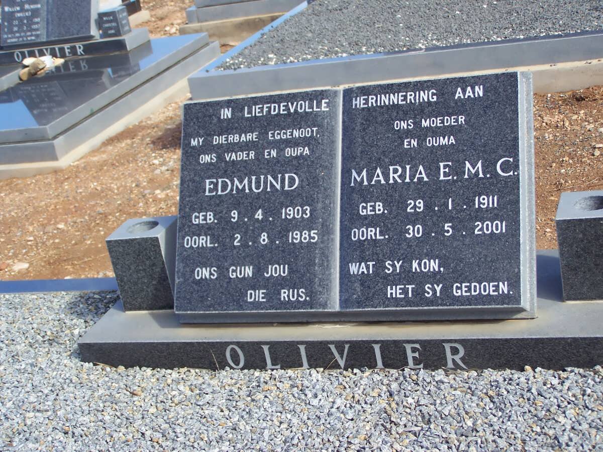 OLIVIER Edmund 1903-1985 &amp; Maria E.M.C. 1911-2001