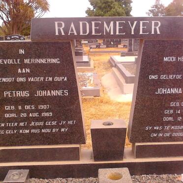 RADEMEYER Gert Petrus Johannes 1907-1969 &amp; Johanna Catherina DU TOIT 1910-1993