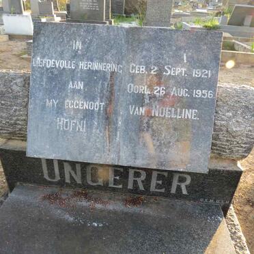 Un - Surnames starting with the letters Un 