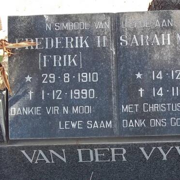 VYVER Frederik H., van der  1910-1990 &amp; Sarah Maria 1927-1995