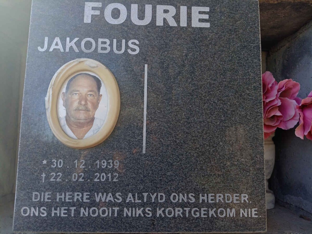 FOURIE Jacobus 1939-2012