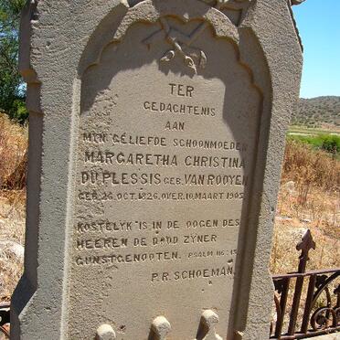 Western Cape, OUDTSHOORN district, Kamanassievallei, Hotoms Kloof 136_1, farm cemetery