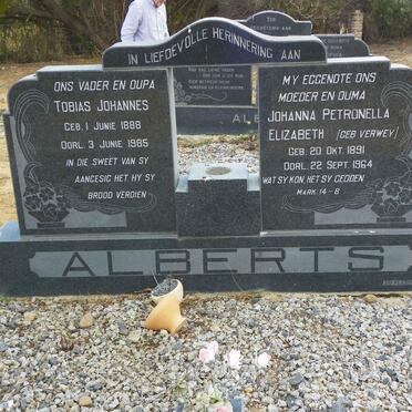 ALBERTS Tobias Johannes 1888-1985 &amp; Johanna Petronella Elizabeth VERWEY 1891-1964