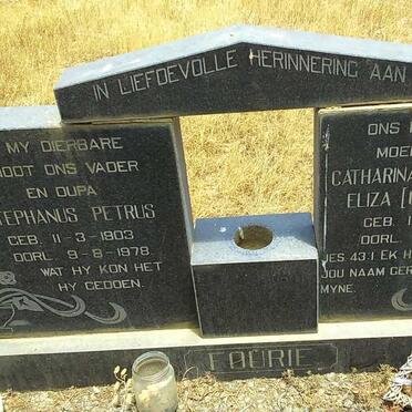 FOURIE Stephanus Petrus 1903-1978 &amp; Catharina Margaretha Eliza LODEWYK 1905-1989