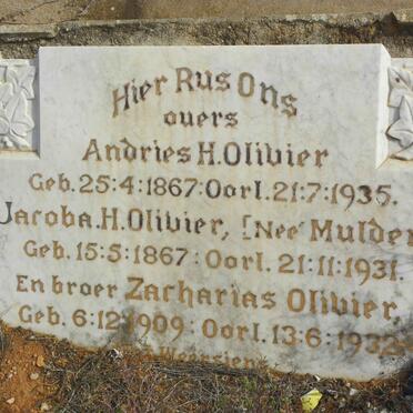 OLIVIER Andries H. 1867-1935 &amp; Jacoba H. MULDER 1867-1931 :: OLIVIER Zacharias 1909-1932
