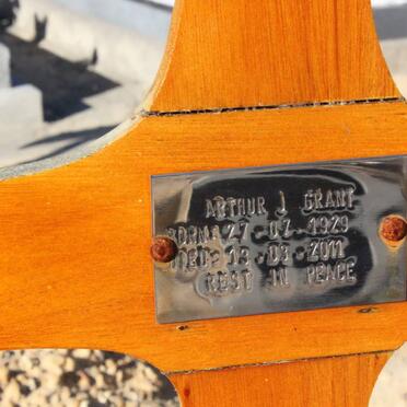 GRANT Arthur J. 1929-2011