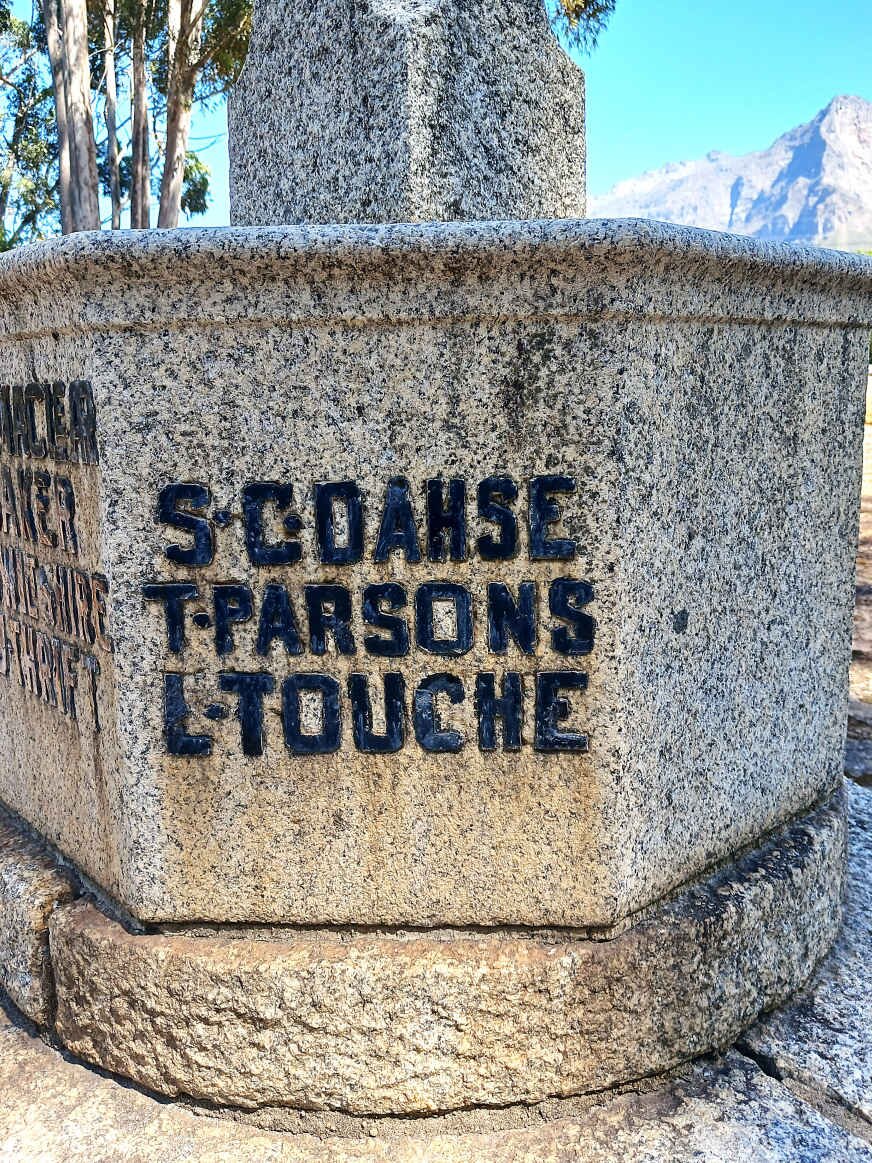 DANSE S.C.:: PARSONS T. :: TOUCHE L.