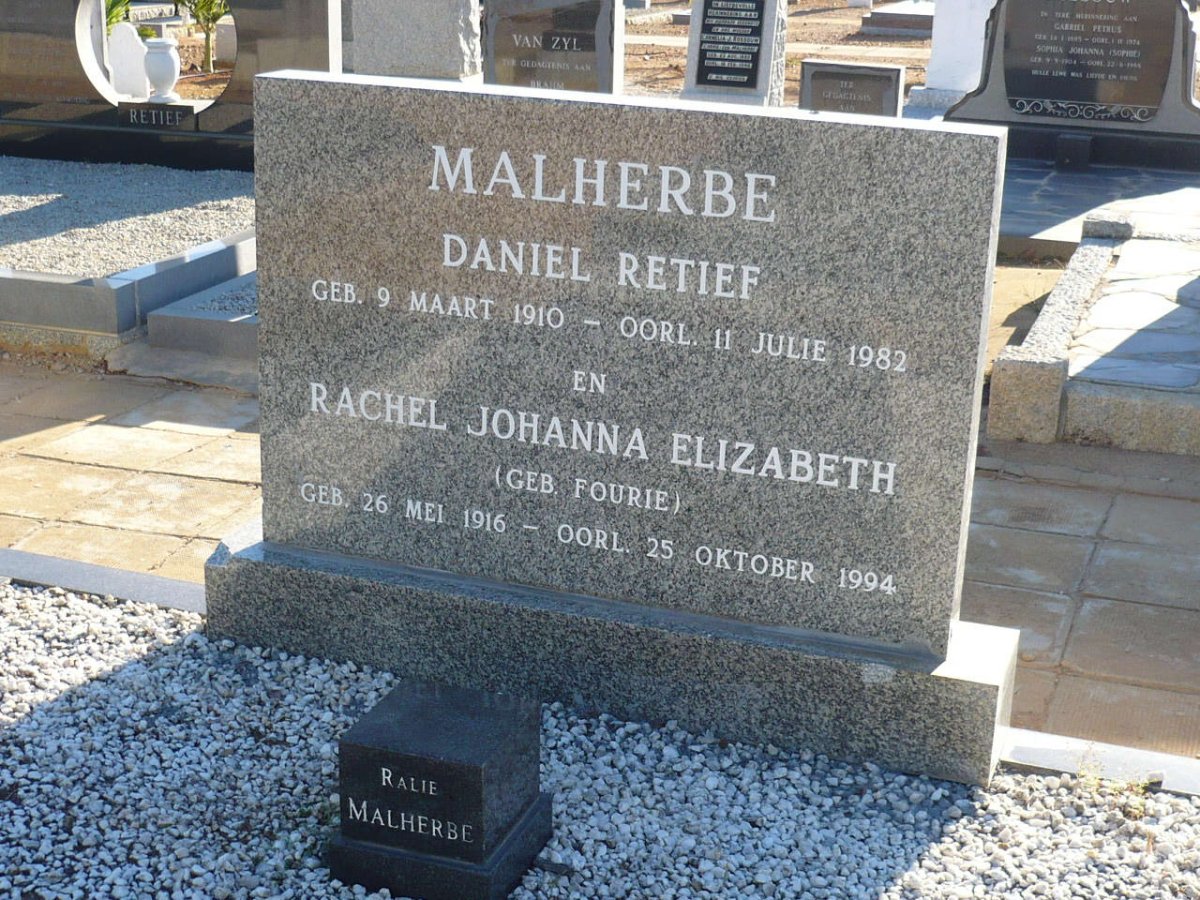 MALHERBE Daniel Retief 1910-1982 &amp; Rachel Johanna Elizabeth FOURIE 1916-1994