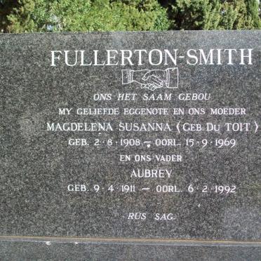 FULLERTON-SMITH Aubrey 1911-1992 &amp; Magdalena Susanna DU TOIT 1908-1969