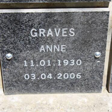 GRAVES Anne 1930-2006
