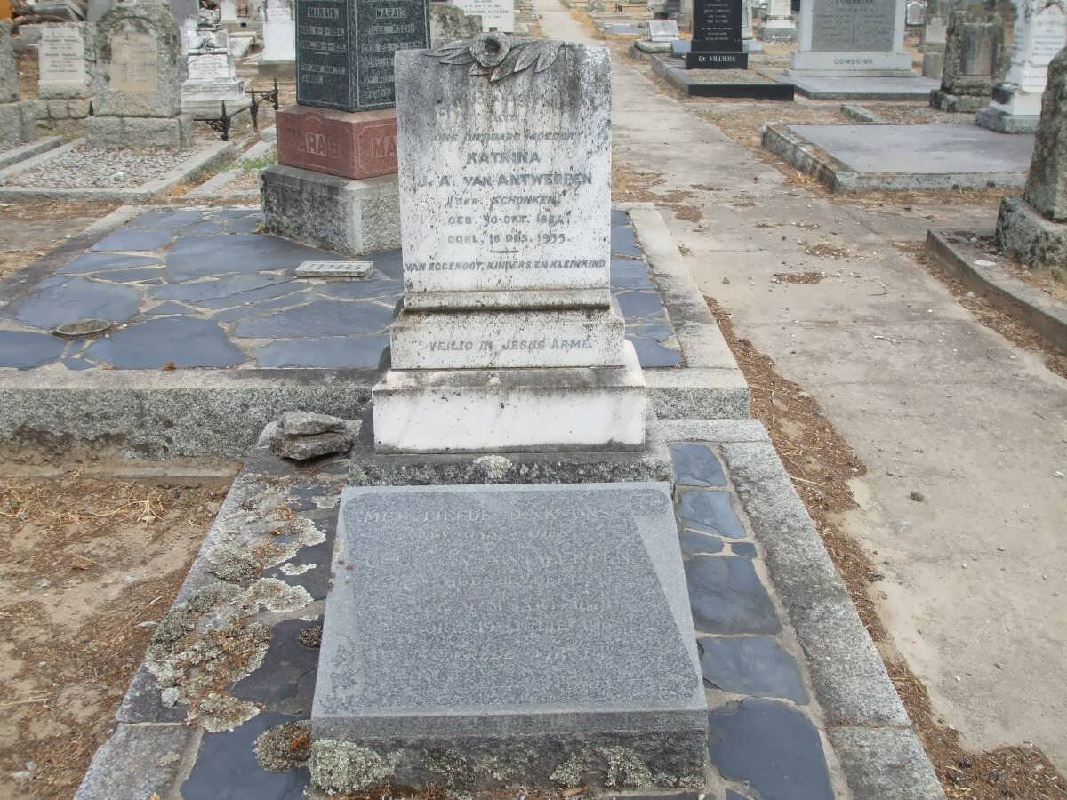 ANTWERPEN G., van 1879-1963 &amp; Katrina J.A. SCHONKEN 1884-1935