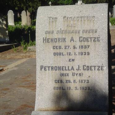 COETZÉ Hendrik A. 1857-1935 &amp; Petronella J. UYS 1873-1932