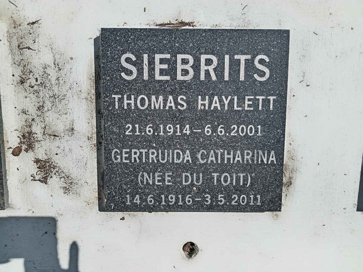 SIEBRITS Thomas Haylett 1914-2001 &amp; Gertruida Catharina DU TOIT 1916-2011