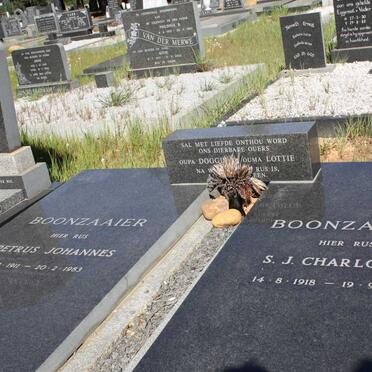 BOONZAAIER Petrus Johannes 1911-1983 &amp; S.J. Charlotte 1918-1985