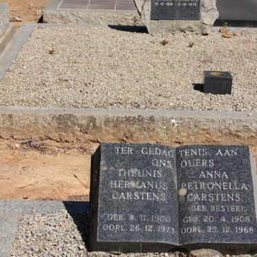 CARSTENS Theunis Hermanus 1900-1973 &amp; Anna Petronella BESTER 1908-1968