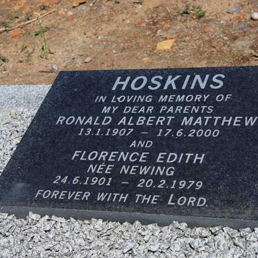 HOSKINS Ronald Albert Matthew 1907-2000 &amp; Florence Edith NEWING 1901-1979