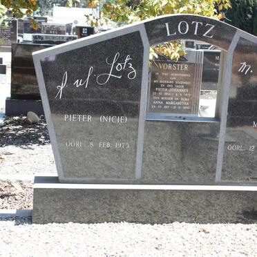 LOTZ Pieter -1975 & Maria -1994
