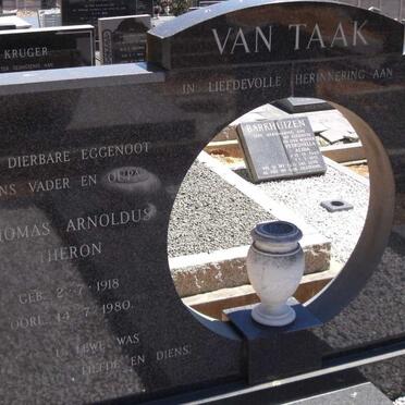 TAAK Thomas Arnoldus Theron, van 1918-1980