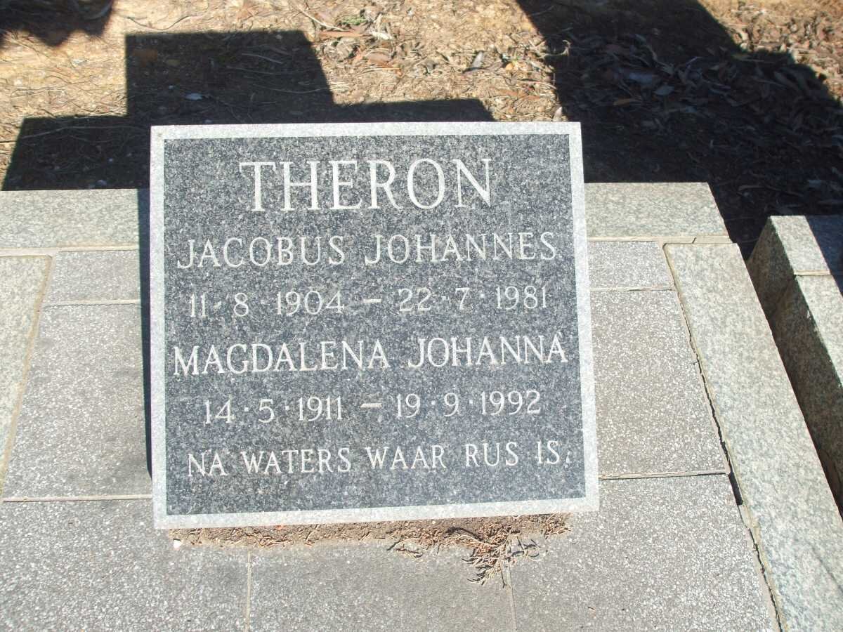 THERON Jacobus Johannes 1904-1981 &amp; Magdalena Johanna 1911-1992