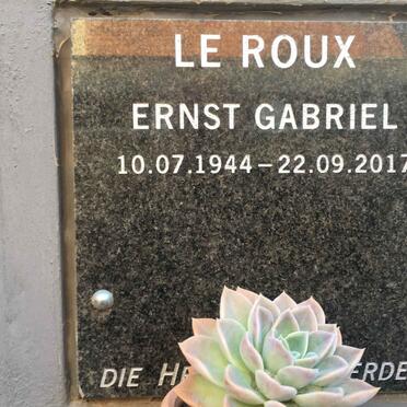 ROUX Ernst Gabriel, le 1944-2017