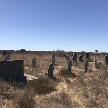 Western Cape, PIKETBERG district, Velddrif, Farm 113_2, Perdedam, farm cemetery