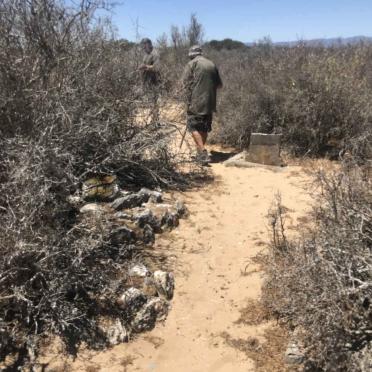 2. Oorsig/View: Voetpad na Rosyntjiedam Begraafplaas