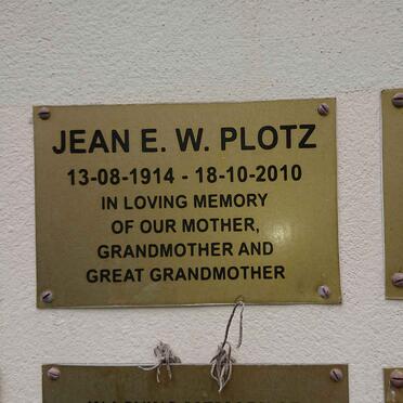 PLOTZ Jean E.W. 1914-2010