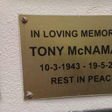 MCNAMARA Tony 1943-2010
