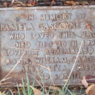 BLACK Pamela Gascoyne -1998