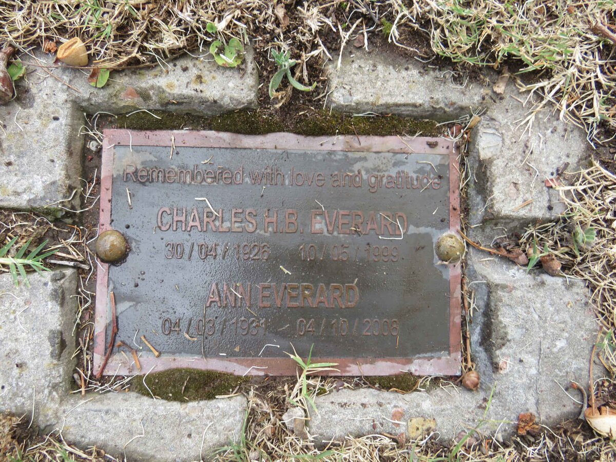 EVERARD Charles Horace Barclay 1926-1999 & Ann 1931-2008 _1