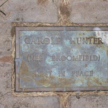 HUNTER Carole nee BROOMFIELD
