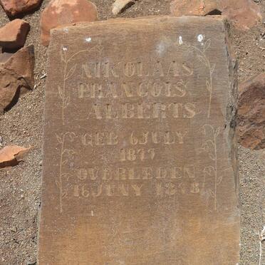 Western Cape, PRINCE ALBERT district, Leeu-Gamka, Abrahams Kraal, Kruidfontein_01, small cemetery