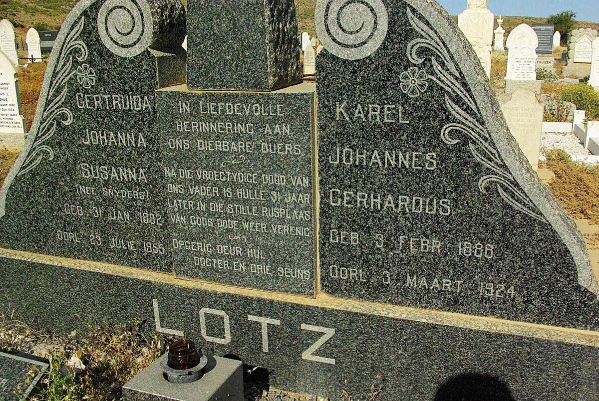 LOTZ Karel Johannes Gerhardus 1888-1924 & Gertruida Johanna Susanna SNYDERS 1892-1955 :: LOTZ Carel Johannes 1916-1976 & S.M.E. 1922-1996_1