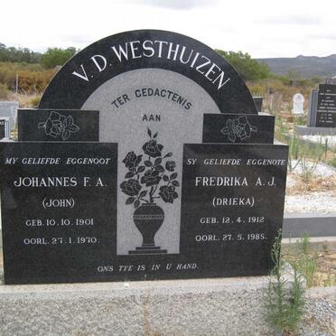 WESTHUIZEN Johannes F.A. van der 1901-1970 &amp; Fredrika A.J. 1912-1985