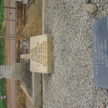 BASSON C.F. 1898-1957 &amp; S.C.J. 1894-1961 :: BASSON Aletta 1937-2003