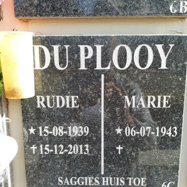 PLOOY Rudie, du 1939-2013 &amp; Marie 1943-