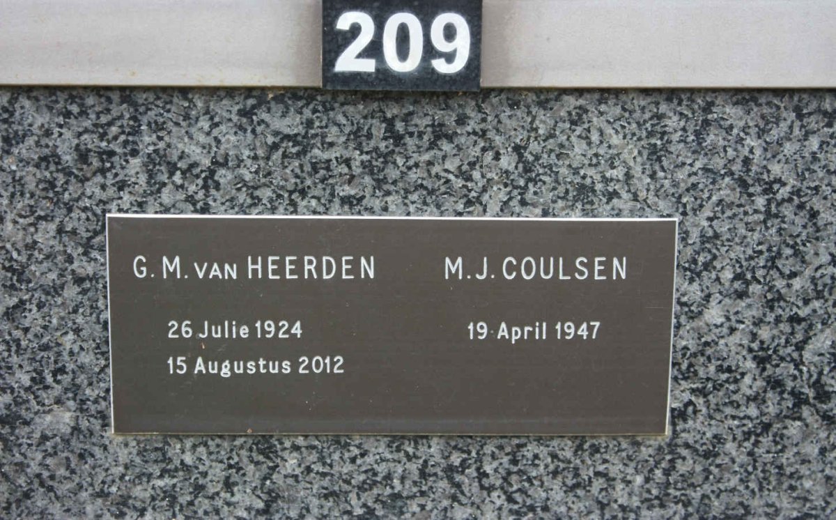 HEERDEN G.M., van 1924-2012 :: COULSEN M.J. 1947-