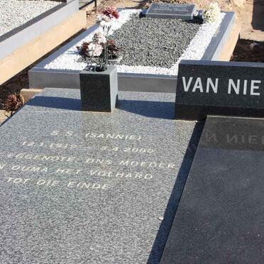 NIEKERK S.S., van 1919-2000