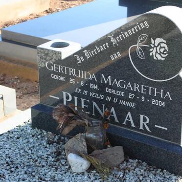 PIENAAR Gertruida Margaretha 1914-2004