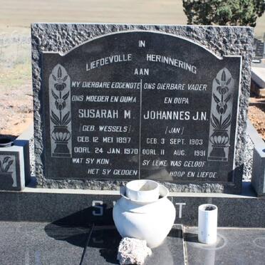 SWART Johannes J.N. 1903-1991 &amp; Susarah M. WESSELS 1897-1970