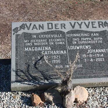 VYVER Louwrens Johannes, van der 1914-2003 &amp; Magdalena Catharina 1921-1996