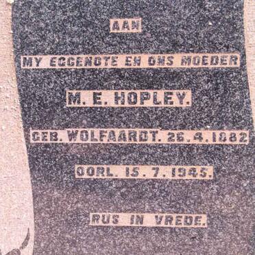 HOPLEY M. E. neé WOLFAARDT 1882-1945