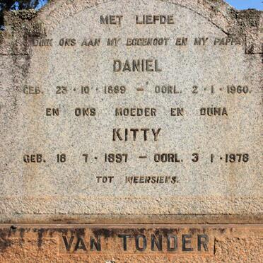 TONDER Daniel, van 1889-1960 &amp; Kitty 1897-1978